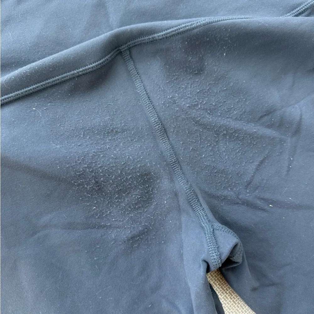 ALO Yoga Graphite Leggings. Size xs-s - Picture 5 of 9